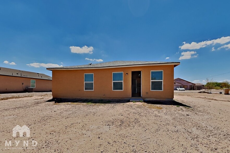 Building Photo - 11164 W Arvada Dr