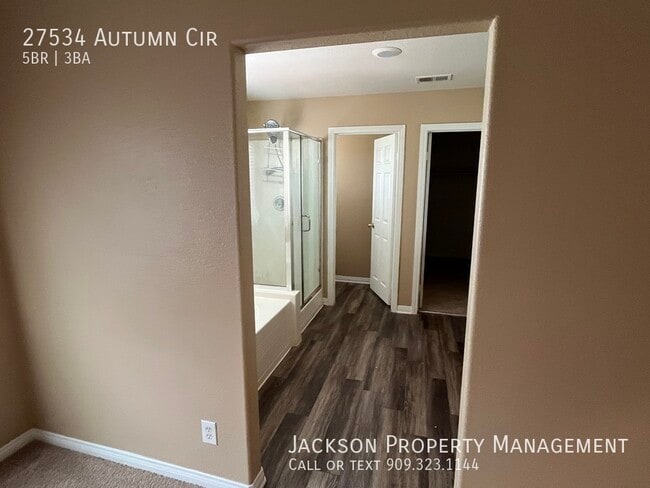 Building Photo - 27534 Autumn Cir