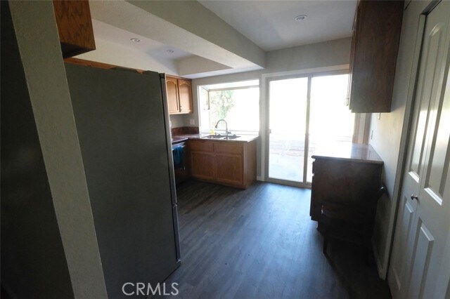 Building Photo - 318 S San Dimas Canyon Rd