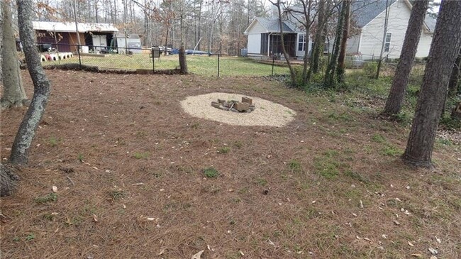 Building Photo - 2 Bed/1 bath single family home in Forsyth...