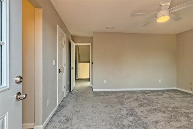 Building Photo - 5145 Fieldgate Ridge Dr