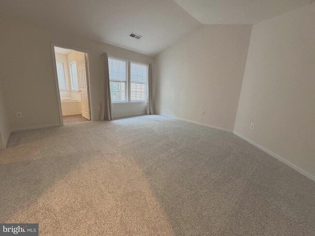Building Photo - 8730 Phipps Farm Way