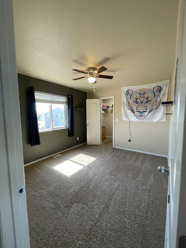 Building Photo - 5136 Killdeer Dr