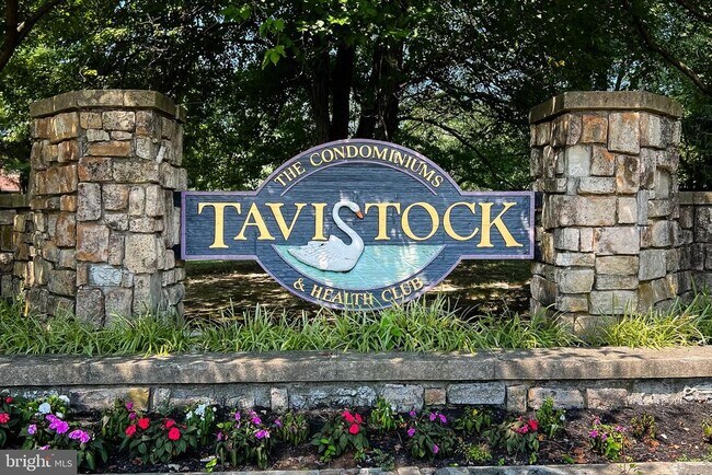 Building Photo - 321 Tavistock Rd