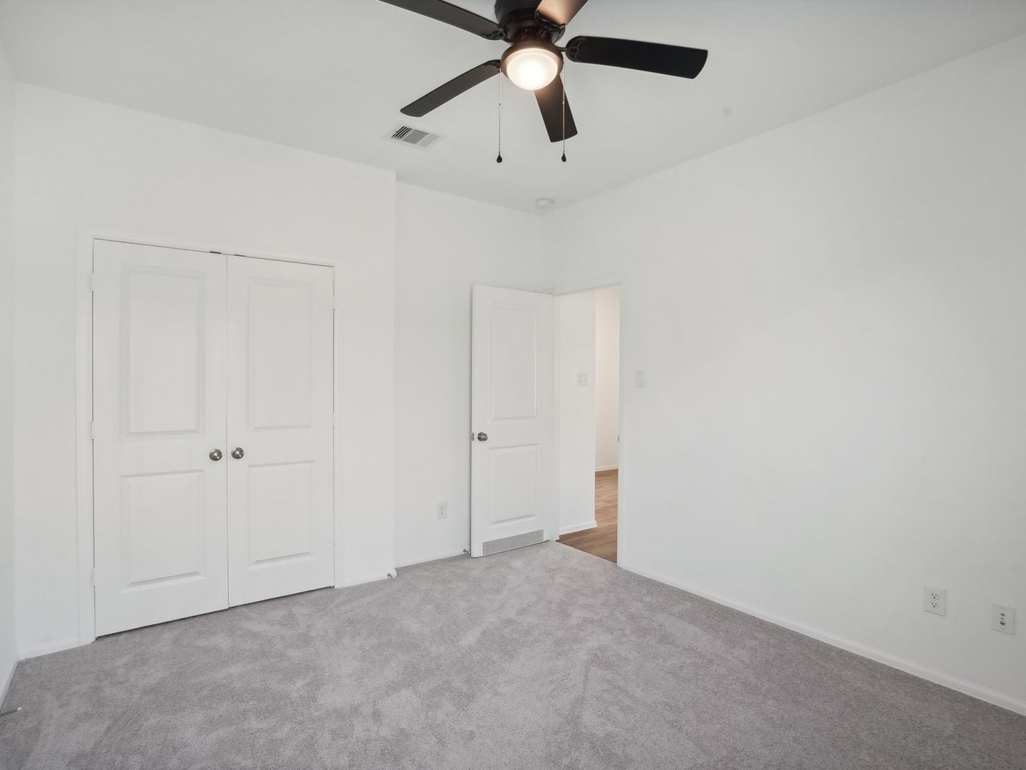 Building Photo - 7807 Eagle Crk Ln