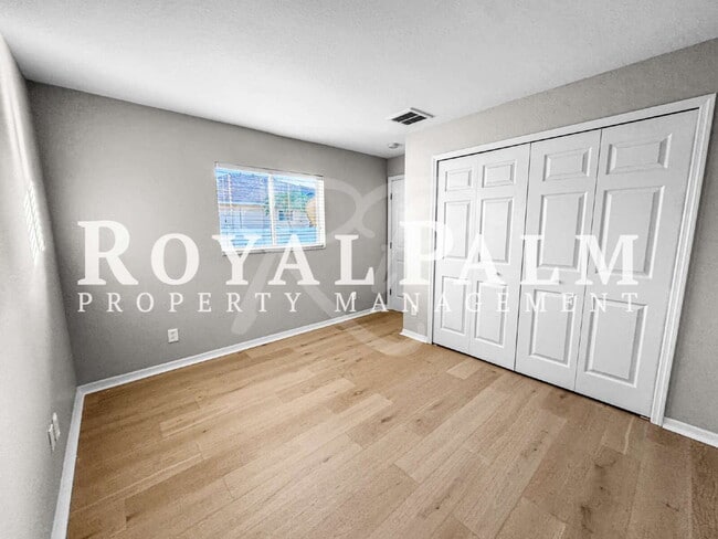 Building Photo - 326 SW 29th St