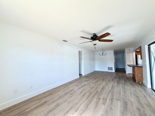 Building Photo - 947 N Atmore Cir