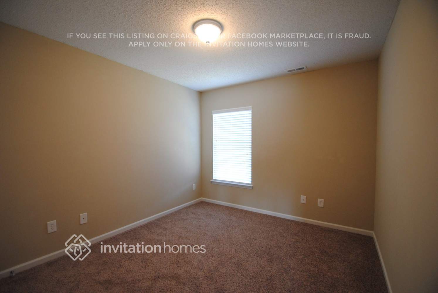 Building Photo - 2104 Pimpernel Rd