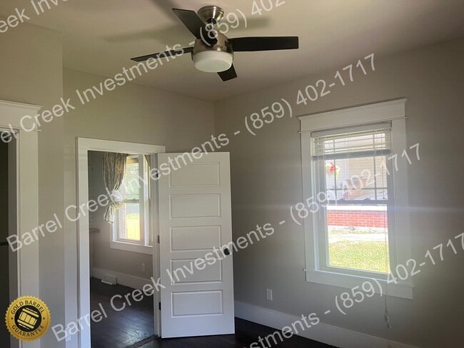 Building Photo - 2-Bed 1-Bath House