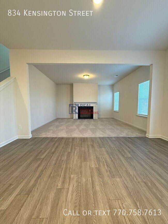 Building Photo - 834 Kensington St