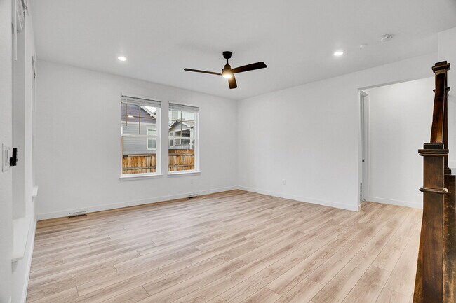 Building Photo - $3,650.00 - 4 Beds 3 Baths Single Family H...