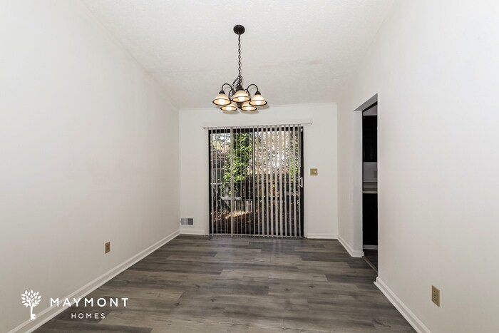 Building Photo - 8138 Englewood Trail