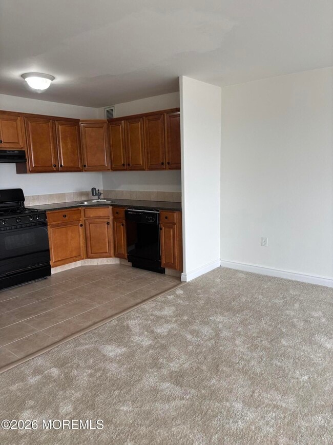 Building Photo - 385 Ocean Blvd