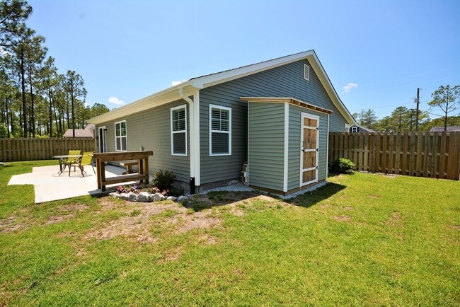 Building Photo - Great Home in Everett's Creek- 3Bed/2Bath with Fenced Yard