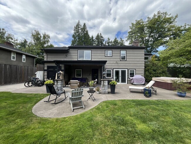 Building Photo - Magazine-Worthy Vermont Hills Home | Sports Court, Theater Studio & Gourmet Kitchen