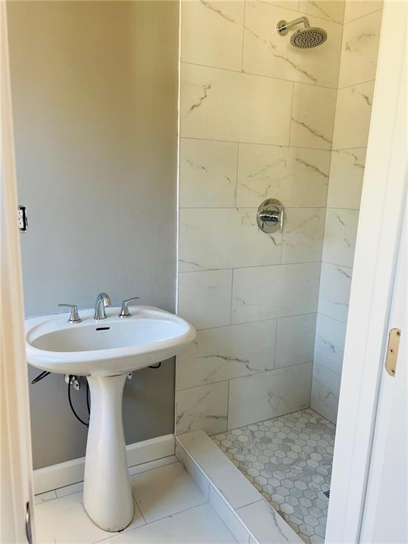 Building Photo - 4388 Redwood St