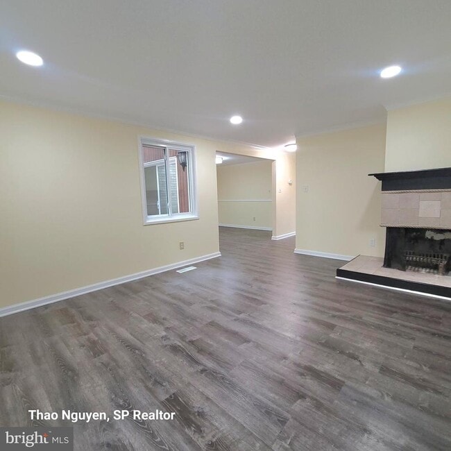 Building Photo - 10534 Cambridge Ct
