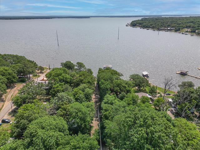 Building Photo - 624 Apache Trail