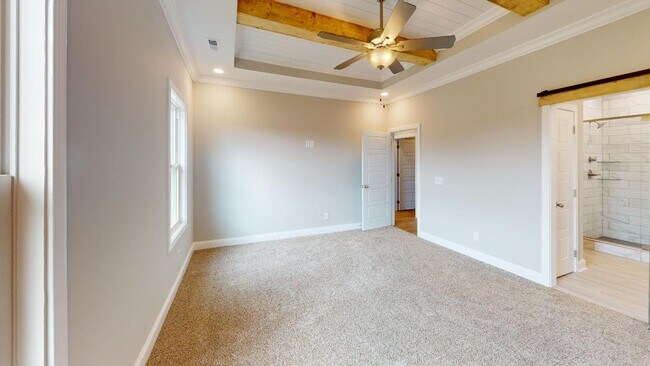 Building Photo - Beautiful  Modern Farmhouse