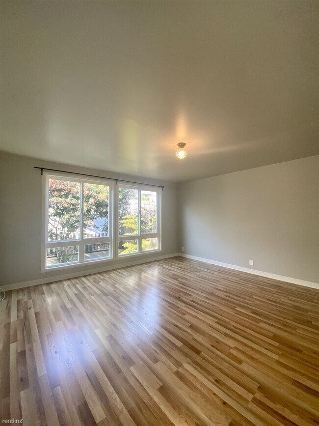 Building Photo - 3 br, 1 bath House - 95 Cragmont Ave