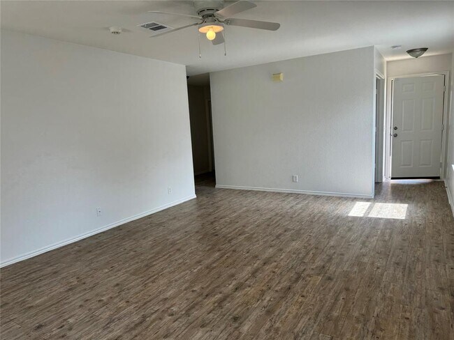 Building Photo - 12415 Jamie Dr
