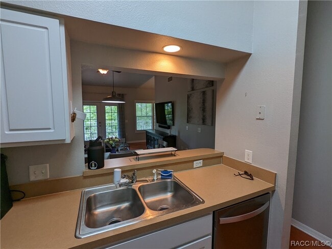 Building Photo - 9116 SW 51st Rd