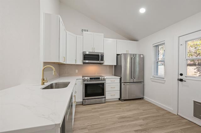 Building Photo - 3014 Kathleen Ln