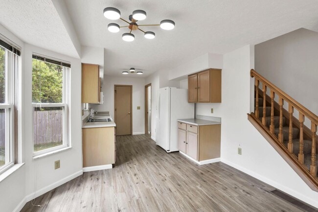 Building Photo - 4516 Harston Ave