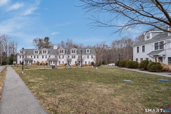 Building Photo - 77 Lyme St