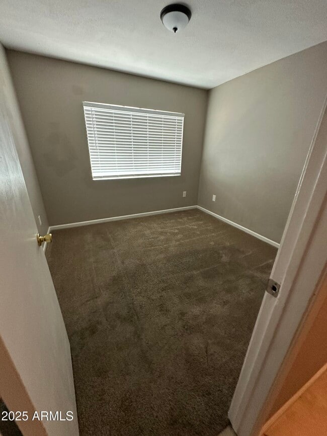 Building Photo - 4639 W Ruth Ave