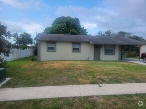 Building Photo - 160 NE 19th Ave