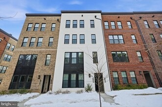 Building Photo - 7488 Backett Wood Ter