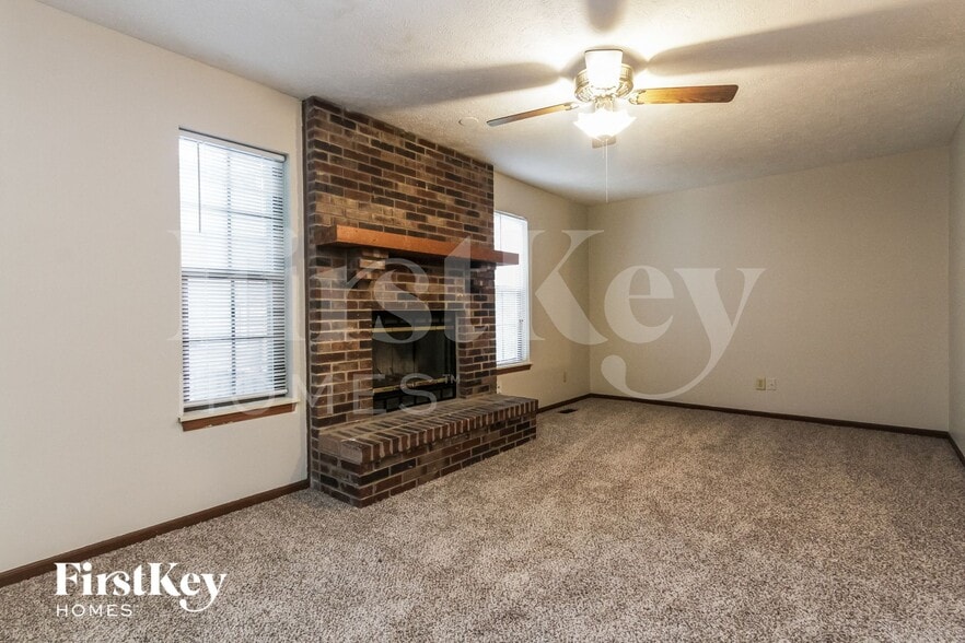 Building Photo - 5132 Carob Ct