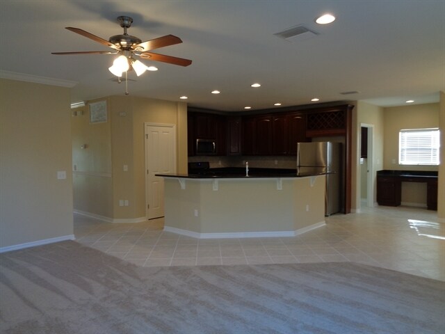 Building Photo - 31437 Heatherstone Dr