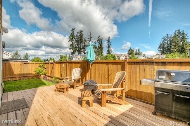 Building Photo - 3 br, 2.5 bath House - 22424 SE 244th St