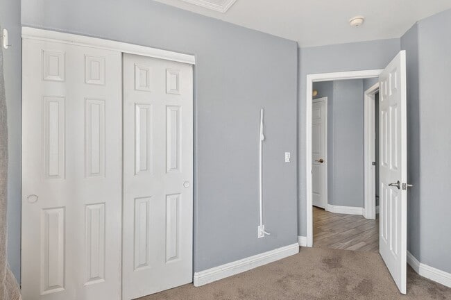 Building Photo - Charming Two Story Home Located in North Las Vegas