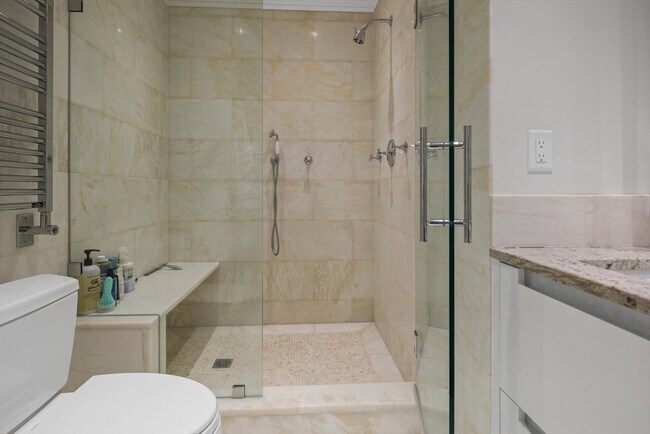 Building Photo - 101 Beacon St