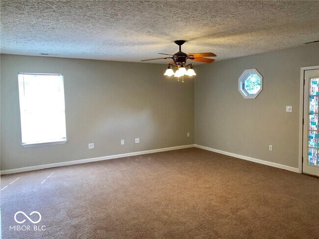 Building Photo - 927 Belmar Ave