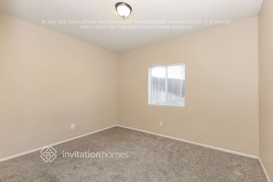 Building Photo - 12813 Westbury Dr