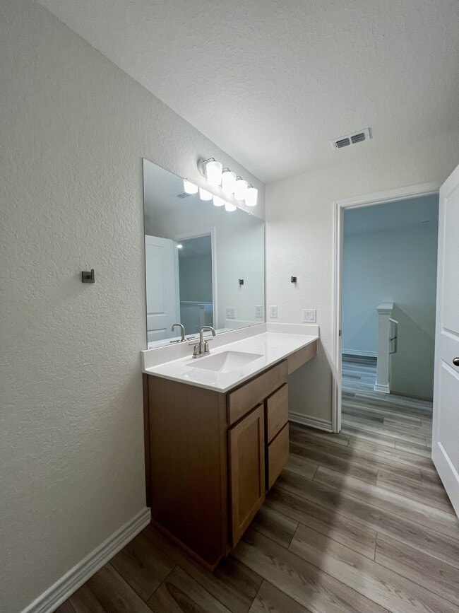 Building Photo - 14839 Vance Jackson Rd