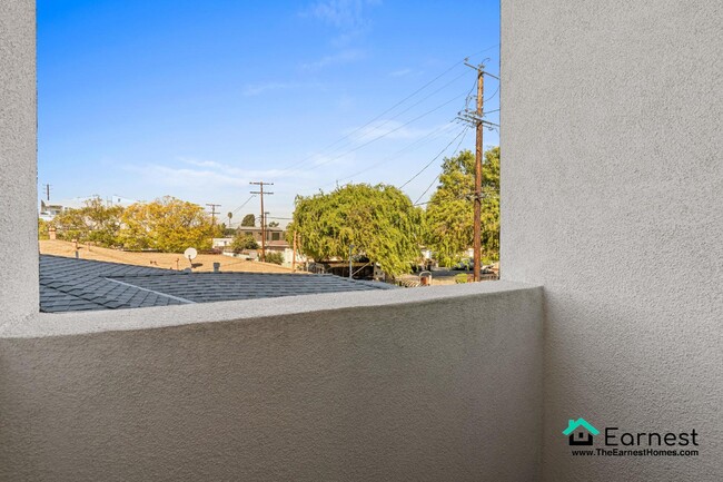 Building Photo - 3 + 3.5 Modern Mar Vista Gem with Rooftop ...