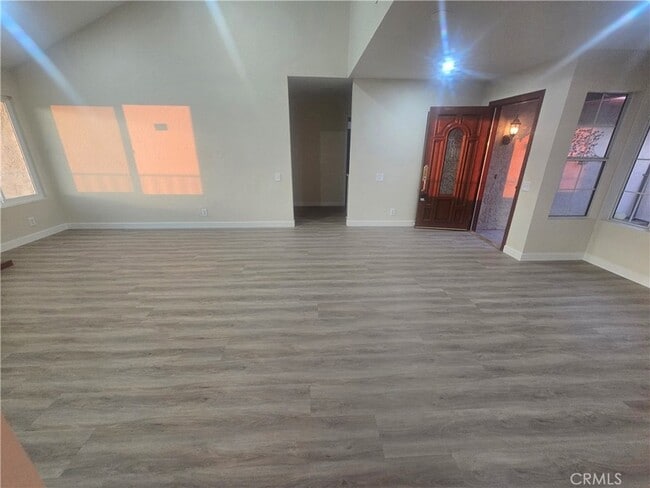 Building Photo - 19637 Vista Hermosa Dr