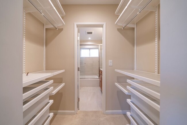 Building Photo - Charming Redondo Beach Home Rental!