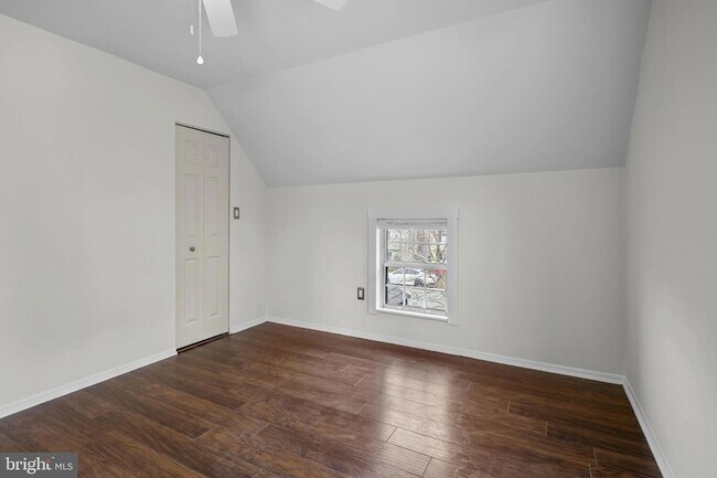 Building Photo - 3743 8th St