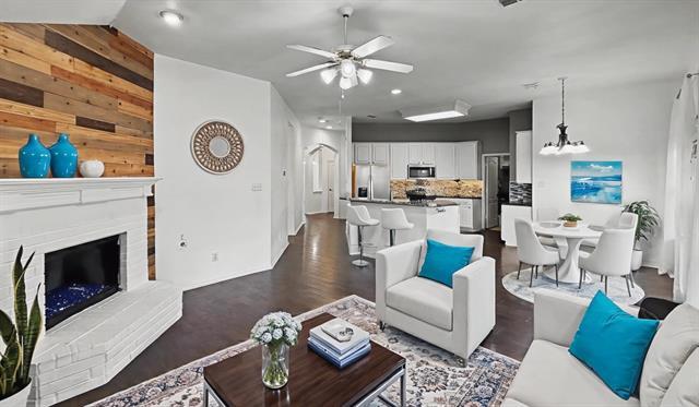 Building Photo - 11146 Clearstream Ln