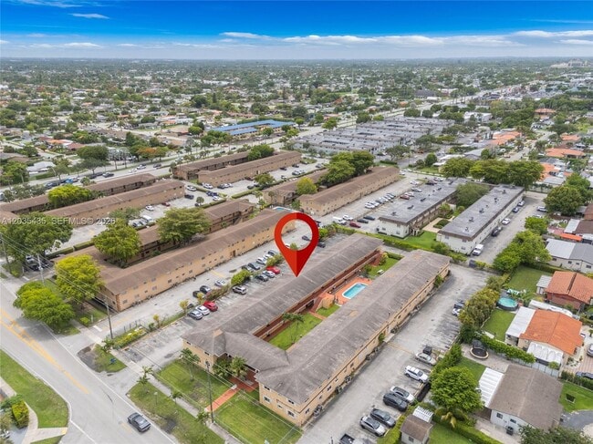 Building Photo - 3800 SW 102nd Ave