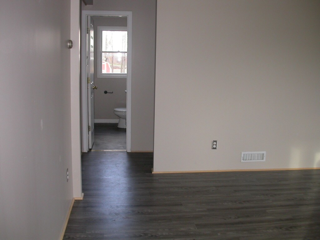 Building Photo - 5645 NY-5