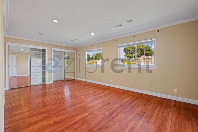 Building Photo - 3019 Paine Ct