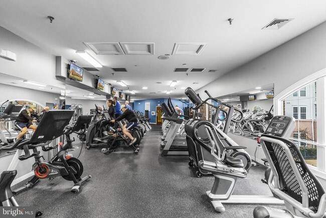 Building Photo - 5108 Donovan Dr