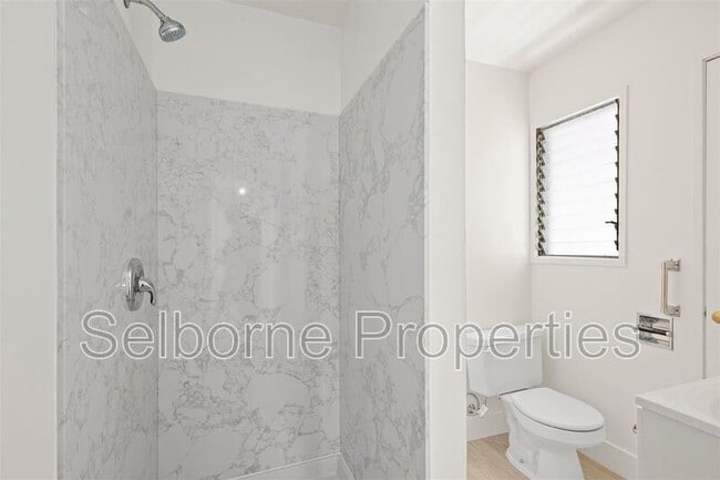 Building Photo - 369 Colusa Ave